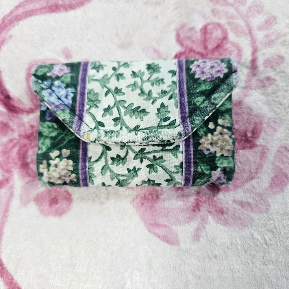 Vera Bradley Coin Purse Womens OS Green Excellent Vintage Quilted Floral Ivy